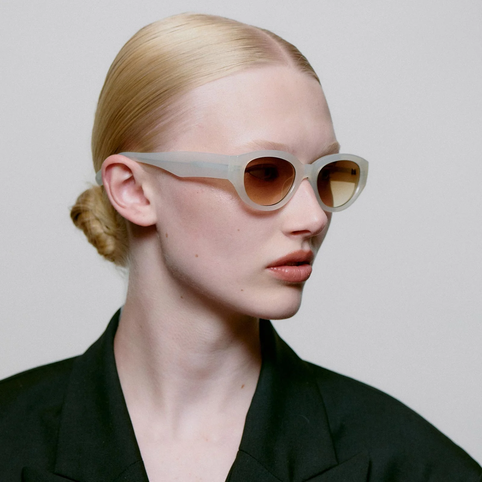Winnie Sunglasses cream bone - Image 5